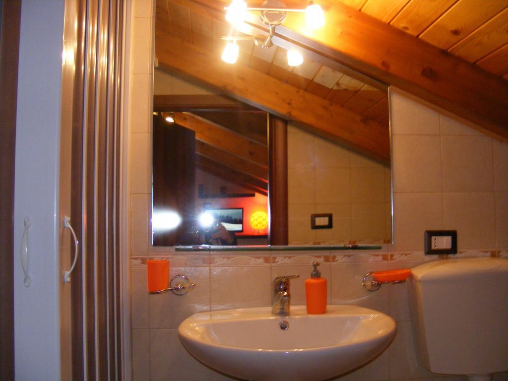Villetta Singola "Lilla" Ali Terme Room photo