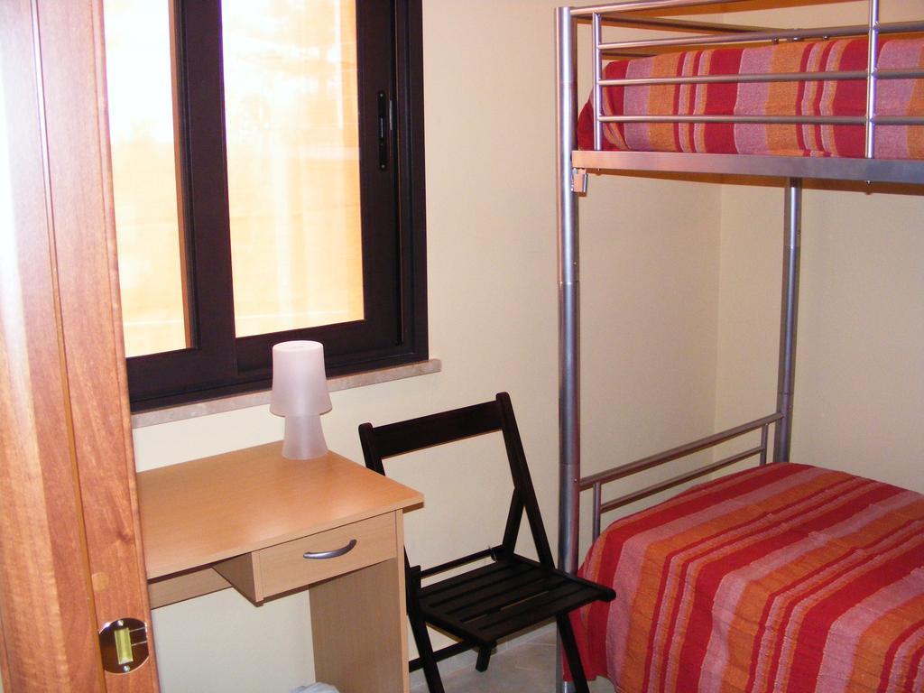 Villetta Singola "Lilla" Ali Terme Room photo