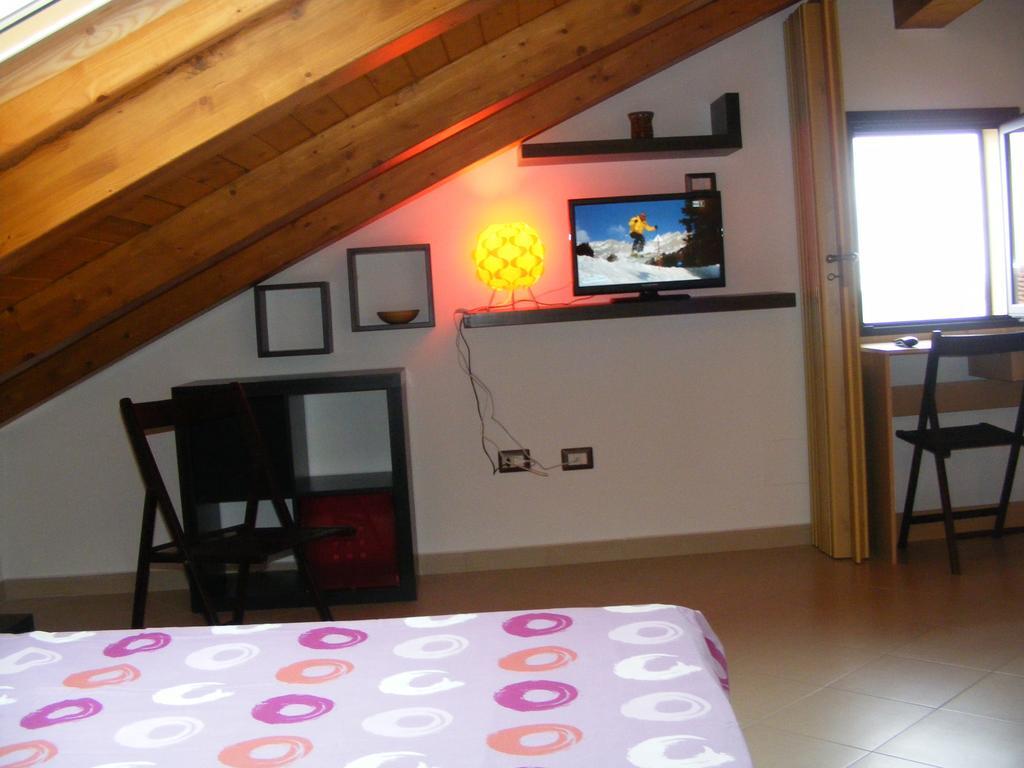 Villetta Singola "Lilla" Ali Terme Room photo
