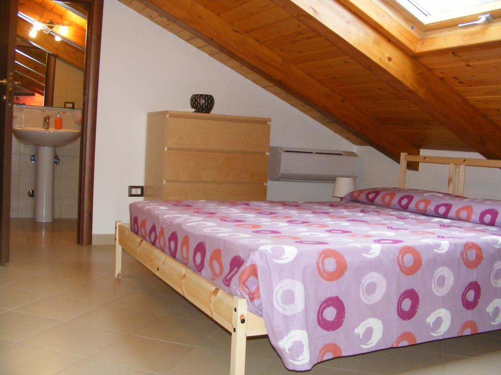Villetta Singola "Lilla" Ali Terme Room photo